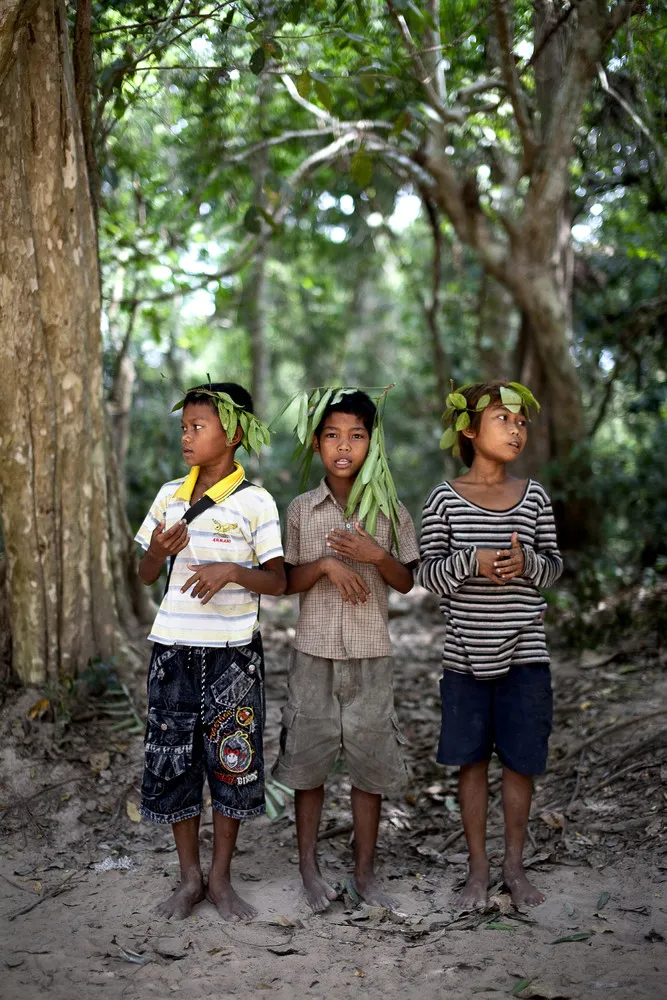 ALL 2012 National Geographic Traveler Photo Contest – in HIGH RESOLUTION. Part 4: “Travel Portraits”, Weeks 7-14 (67 Photos)