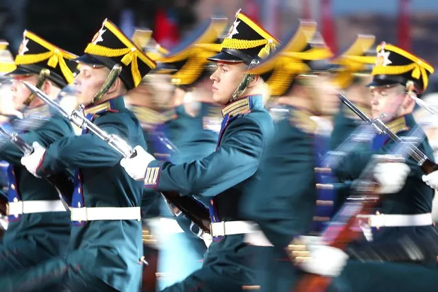 Servicemen of the Kremlin Regiment take part in a dress rehearsal of the 12th Spasskaya Tower International Military Music Festival in Red Square, Moscow, Russia on August 22, 2019. (Photo by Gavriil Grigorov/TASS)