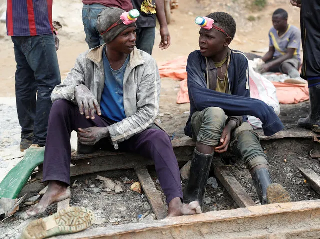 Miners rest at Makala gold mine camp near the town of Mongbwalu in Ituri province, eastern Democratic Republic of Congo on April 7, 2018. (Photo by Goran Tomasevic/Reuters)