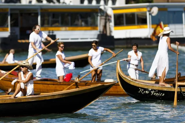 General views of atmosphere during the Regatta Storica during the 72nd Venice Film Festival on September 7, 2015 in Venice, Italy. (Photo by Tristan Fewings/Getty Images)