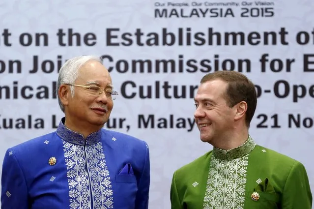 Malaysian Prime Minister Najib Razak (L) and Russian Prime Minister Dmitry Medvedev attend a signing ceremony at the Association of South East Asian Nations (ASEAN) Summit in Kuala Lumpur, Malaysia November 21, 2015. (Photo by Dmitry Astakhov/Reuters/Sputnik)