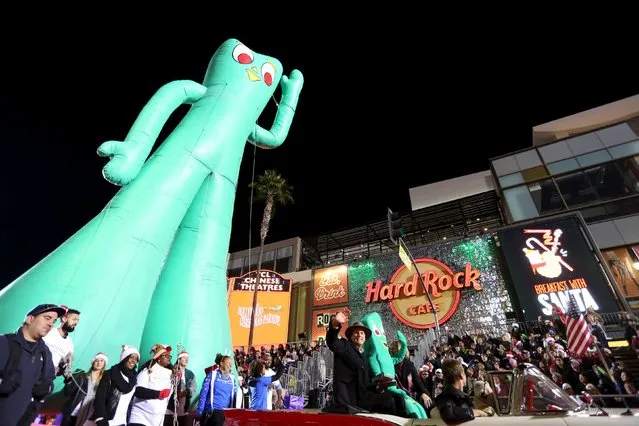Gumby characters participate in the 84th Annual Hollywood Christmas Parade in the Hollywood section of Los Angeles, California, November 29, 2015. (Photo by David McNew/Reuters)