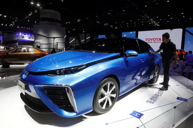 A Mirai fuel cell vehicle by Toyota is displayed at China (Guangzhou) International Automobile Exhibition in Guangzhou, China November 18, 2016. (Photo by Bobby Yip/Reuters)