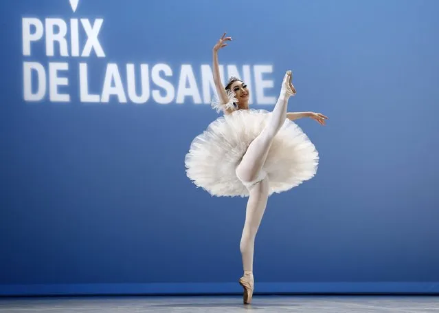 Park Ji-soo of South Korea performs her classical variation during the final of the 43rd Prix de Lausanne at the Beaulieu Theatre in Lausanne February 7, 2015. (Photo by Denis Balibouse/Reuters)
