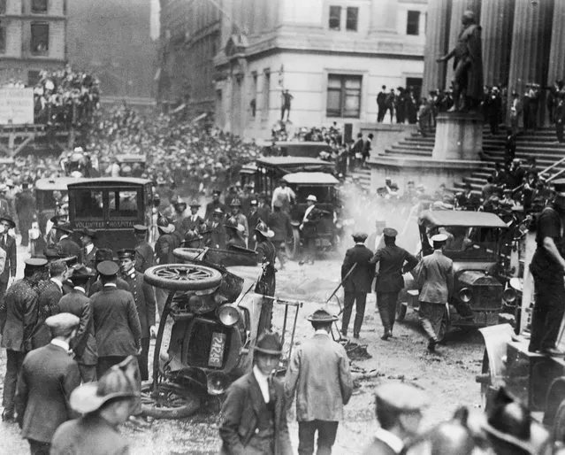 Wall Street bomb explosion, September 16th, 1920, thirty dead. (Photo by Bettmann Archive/Getty Images)