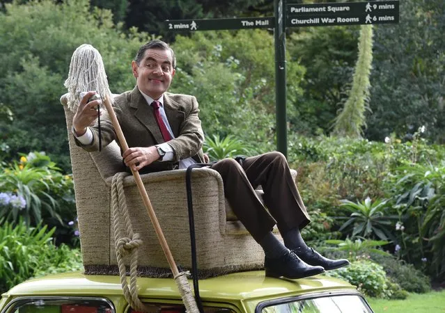British comedy icon Mr. Bean heads to Buckingham Palace to celebrate 25 years, the release of Mr. Bean 25th Anniversary DVD Boxset, and new animated episodes on Boomerang at The Mall on September 4, 2015 in London, England. (Photo by Stuart C. Wilson/Getty Images for Universal Pictures Home Entertainment)