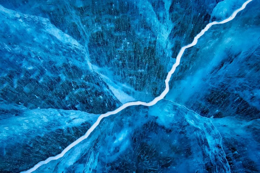 Ice Bubbles Create Picturesque Scene at the Foot of the Rocky Mountains