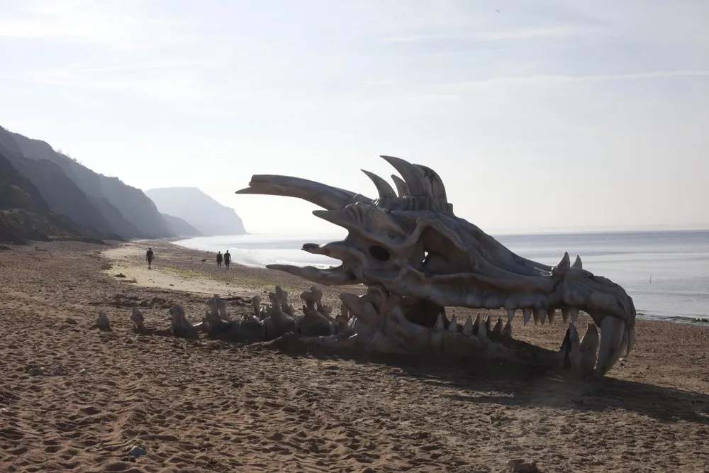 Giant Dragon Skull for Promotion Game of Thrones