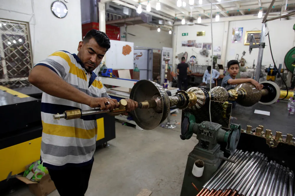 Hookah Factory in Baghdad