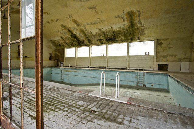 A deserted pool used during the 1936 Berlin Olympic Games. (Photo by Martin Sachse/Getty Images)