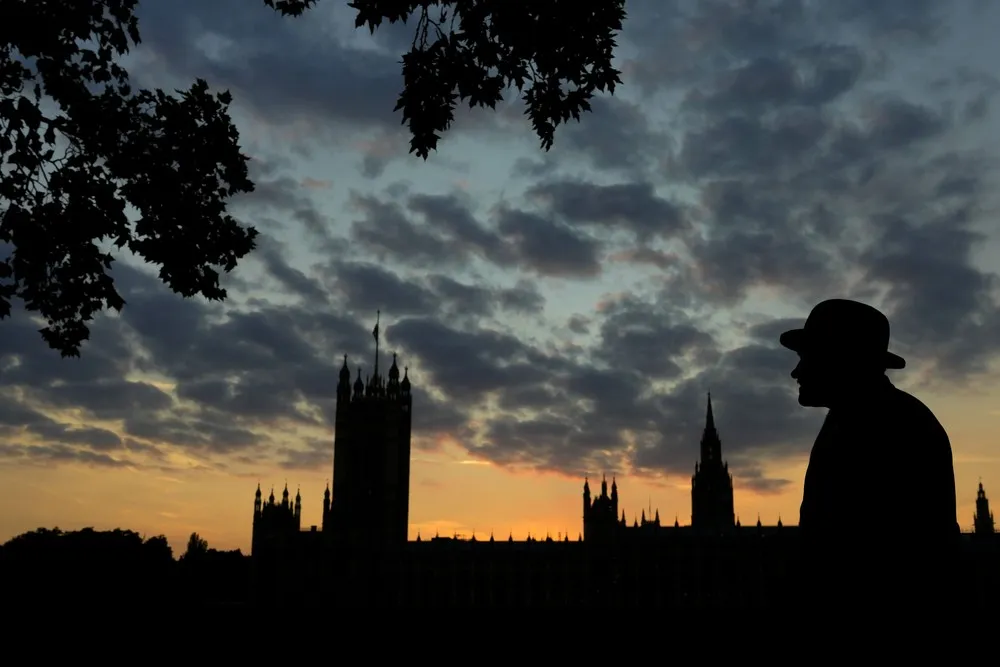 Sunrises and Sunsets, Part 2/2