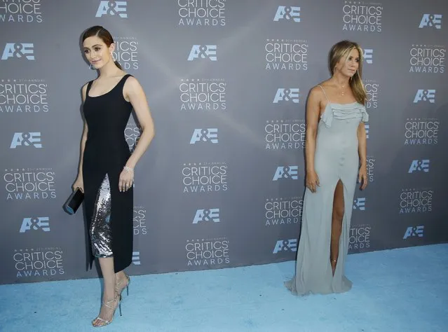 Actresses Emmy Rossum (L) and Jennifer Aniston arrive at the 21st Annual Critics' Choice Awards in Santa Monica, California January 17, 2016. (Photo by Danny Moloshok/Reuters)