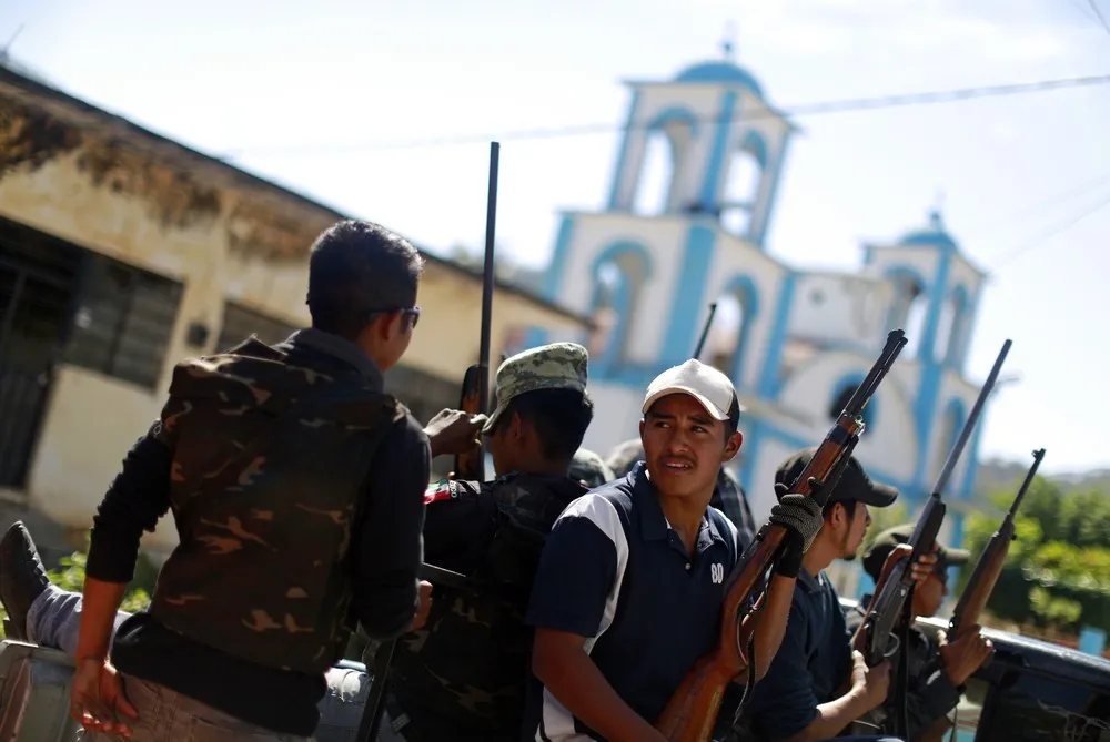 Members of the Community Police of the FUSDEG in Mexico