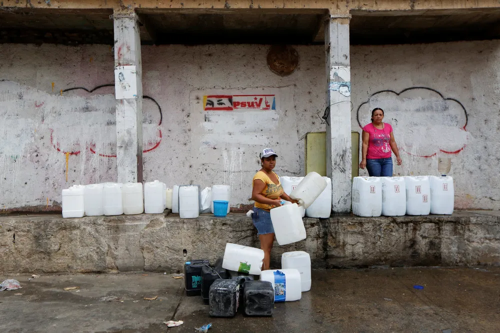 Resource-rich Venezuela Struggles to Keep Lights, Taps on