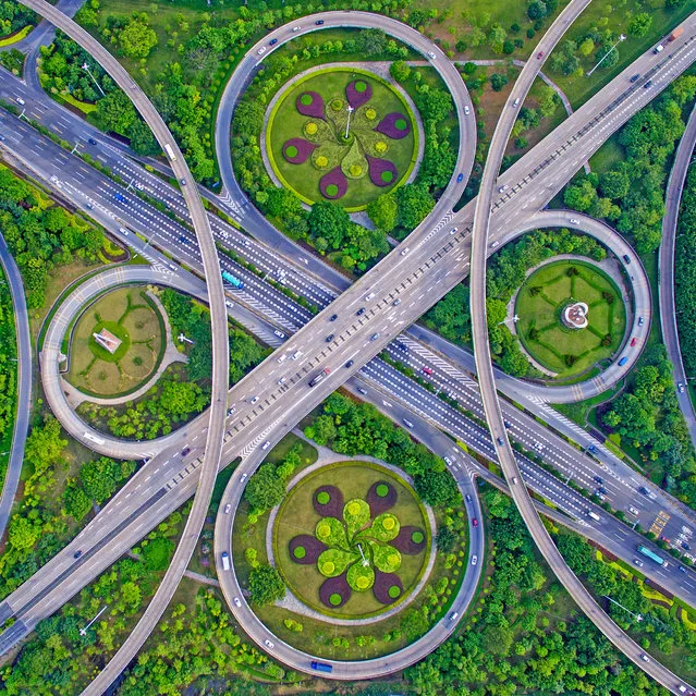 “Cross Bridge Waltz” by Guo Ji Hua; Guangdong, China. “This work uses unmanned aerial vehicles. The intersection has an abstract line of beauty”. (Photo by Guo Ji Hua/Art of Building Photography Awards 2017)