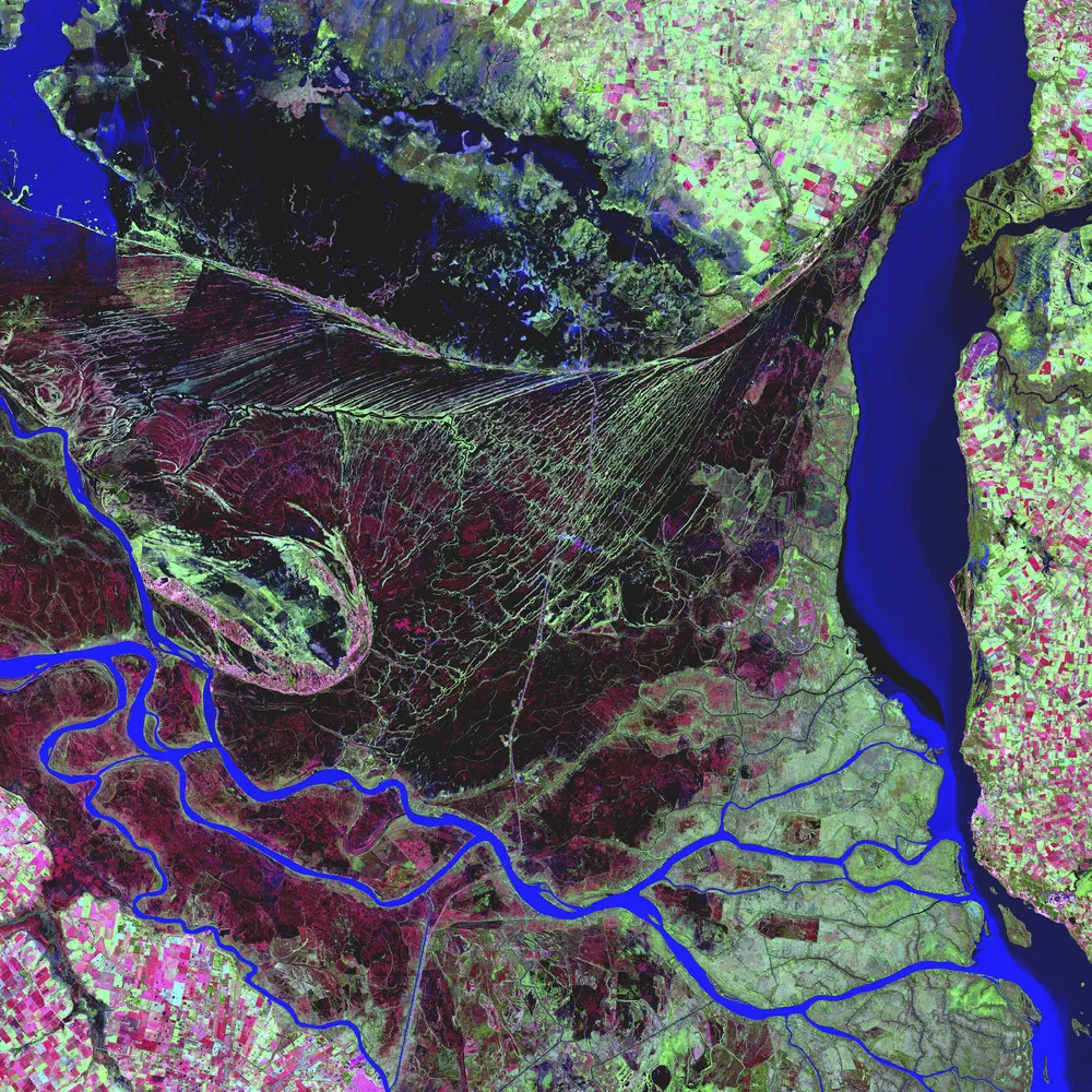 “Earth as Art” (in Hi-Res)