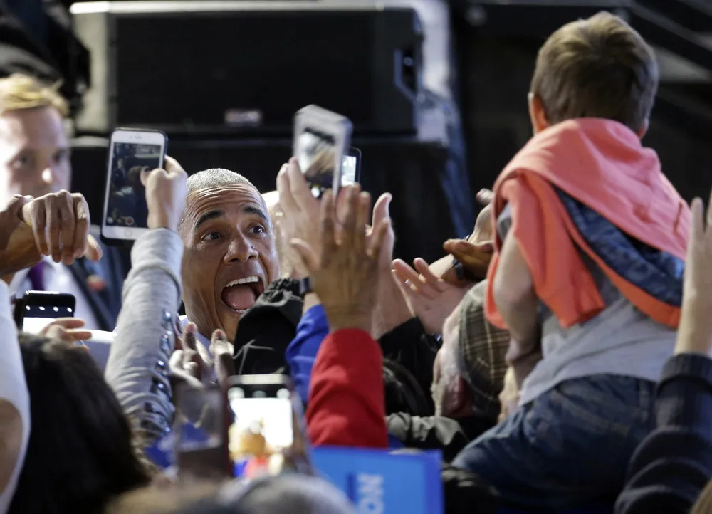 The Day in Photos – October 13, 2016