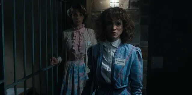 (L to R) Maya Hawke as Robin Buckley and Natalia Dyer as Nancy Wheeler in Stranger Things. (Photo by Netflix 2022)