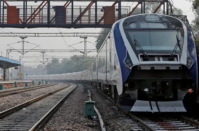 India's first engine-less semi-high-speed train named “Train 18”, manufactured by Integral Coach Factory (ICF), is seen during a media preview at Safdarjung railway station in New Delhi, November 14, 2018. (Photo by Anushree Fadnavis/Reuters)