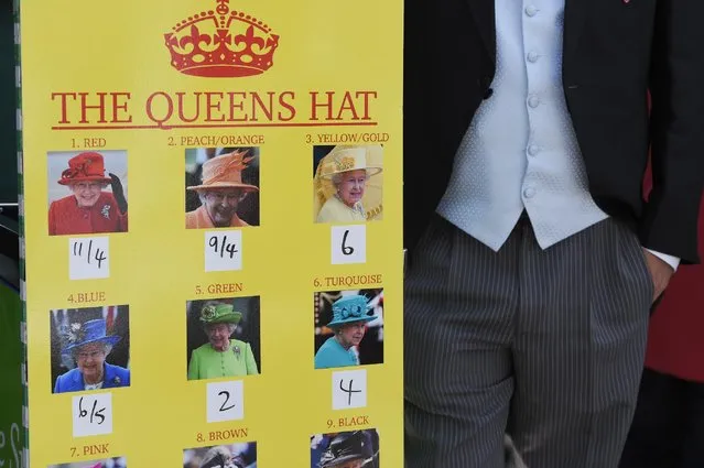 Britain Horse Racing, Royal Ascot, Ascot Racecourse on June 15, 2016. General view of a turf account with a board displaying odds for the colour of Britain's Queen Elizabeth's outfit today. (Photo by Toby Melville/Reuters/Livepic)