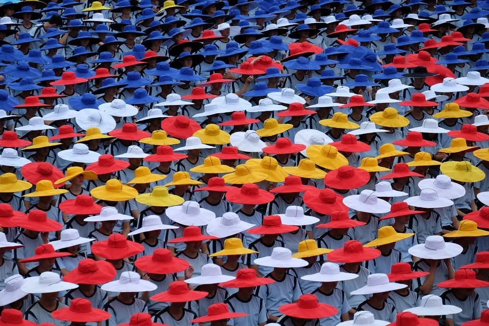 The Day in Photos – October 11, 2016