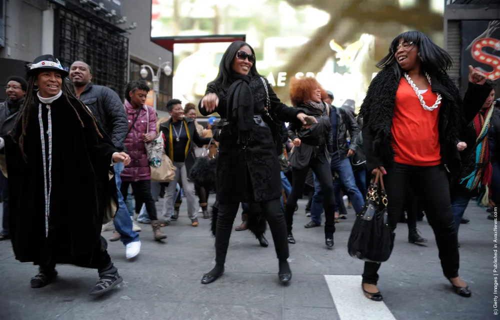 NYC “Soul Train” Line Flash Mob Hippest Trip In America – In Honor Of Don Cornelius