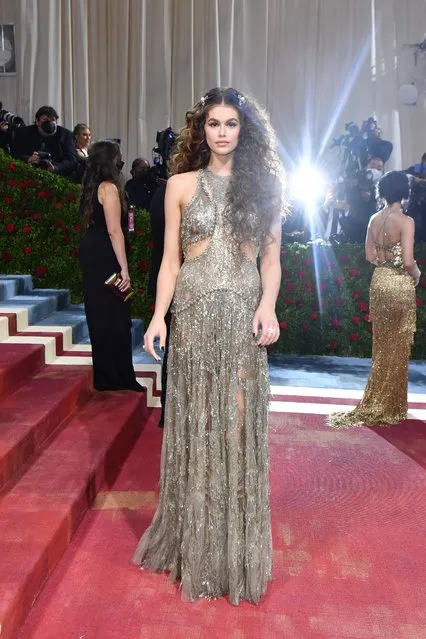 US model Kaia Jordan Gerber arrives for the 2022 Met Gala at the Metropolitan Museum of Art on May 2, 2022, in New York. (Photo by Angela Weiss/AFP Photo)