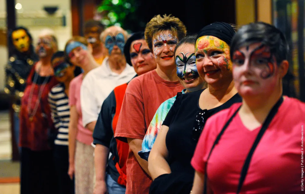 Annual Clown Convention Celebrates Serious Clown Skills