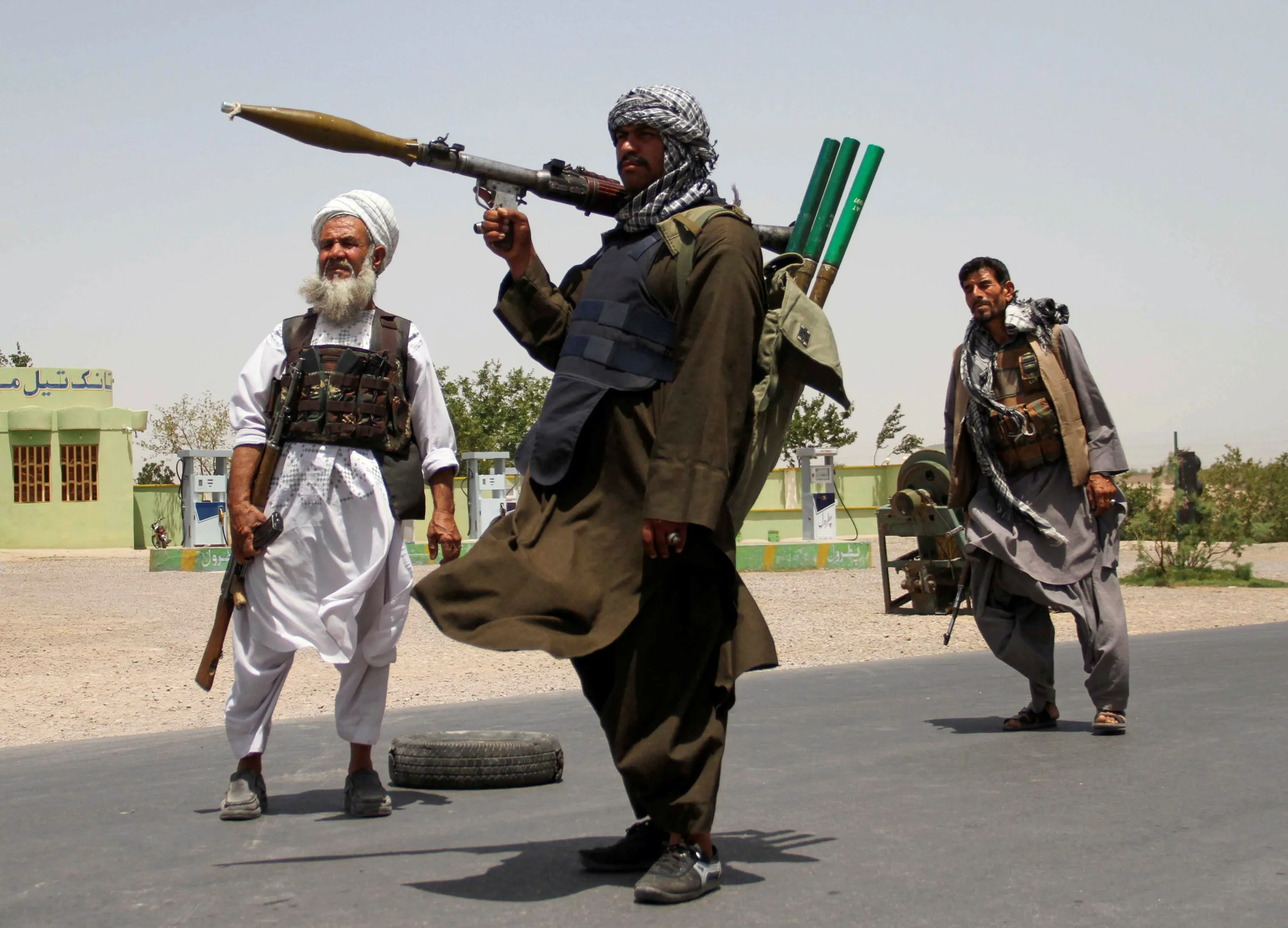 Таджики террористы новости. Афганистан захватили талибы 2021. Афганистан талибы и моджахеды.