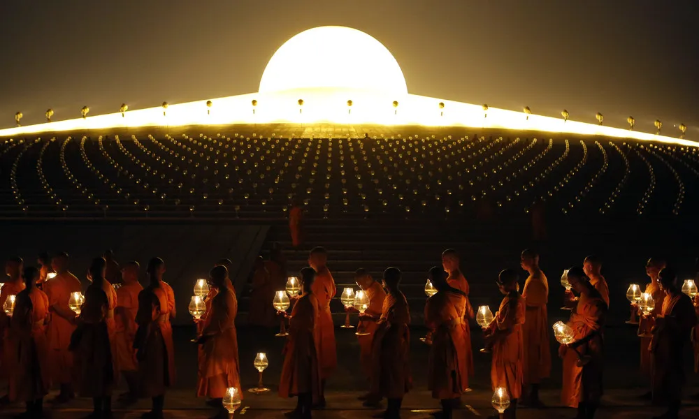 Buddhist Monks Celebrate the Makha Bucha Festival