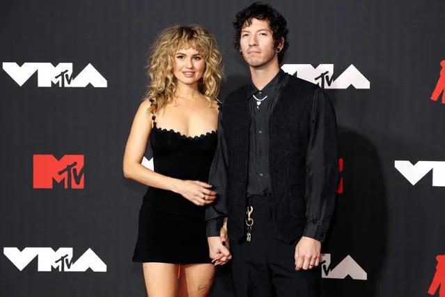 (L-R) American actress and singer Debby Ryan and American musician Josh Dun attend the 2021 MTV Video Music Awards at Barclays Center on September 12, 2021 in the Brooklyn borough of New York City. (Photo by Astrid Stawiarz/WireImage)