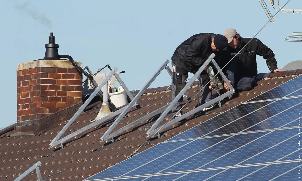 Solar Energy Remains Popular For Private Homeowners
