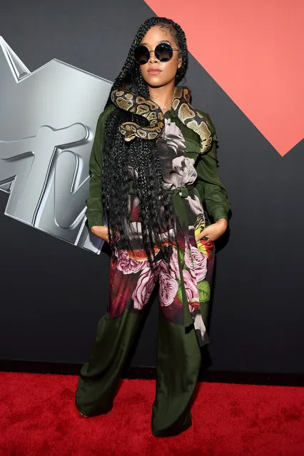 H.E.R. attends the 2019 MTV Video Music Awards at Prudential Center on August 26, 2019 in Newark, New Jersey. (Photo by Kevin Mazur/WireImage)