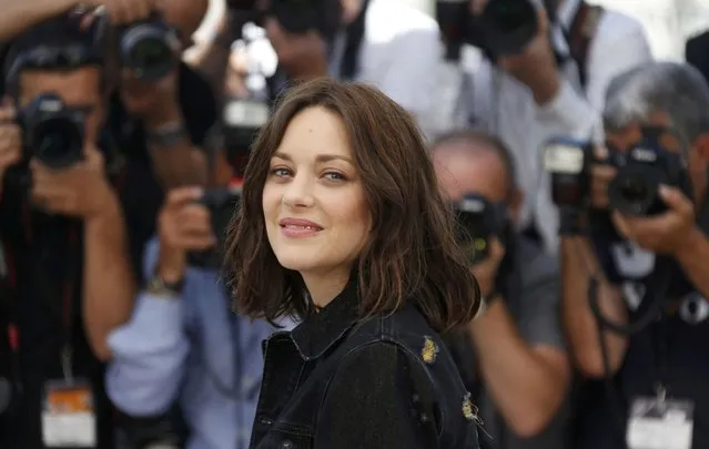 Cast member Marion Cotillard poses during a photocall for the film “Mal de Pierres” (From the Land of the Moon) in competition at the 69th Cannes Film Festival in Cannes, France, May 15, 2016. (Photo by Regis Duvignau/Reuters)