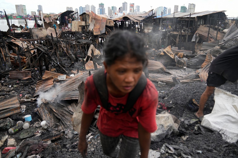 Pictures of the Year 2024, Part 219/2406