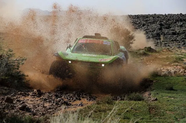 Compagnie des Dunes's Francois Cousin and co-driver Stephane Cousin in action during stage 1 of the Dakar Rally in Saudi Arabia on January 6, 2023. (Photo by Hamad I Mohammed/Reuters)