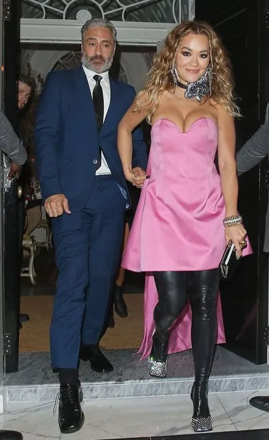 British singer-songwriter Rita Ora is joined by various celebrity friends for a night out at Maison Estelle in Mayfair, United Kingdom on November 15, 2021. The venue, which was recently visited by Angelina Jolie, stayed open till 3.30am for the group, which included Emma Weymouth, Mary Charteris, Idris Elba, Dave Gardner and Rami Malek, who snuck out without being snapped. Rita left arm in arm with her boyfriend Taika Waititi. Dave Gardener seemed in fine spirits, despite the recent news of his split with long term partner Liv Tyler. Pictured: Rita Ora and New Zealand film director Taika Waititi. (Photo by Will/Mark/The Mega Agency)