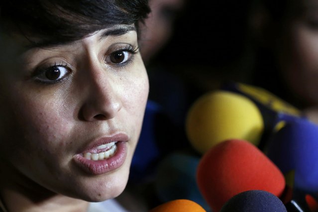 Patricia Ceballos, mayor of San Cristobal and wife of jailed former mayor Daniel Ceballos, speaks to the media in front of her house in Caracas August 11, 2015. (Photo by Carlos Garcia Rawlins/Reuters)