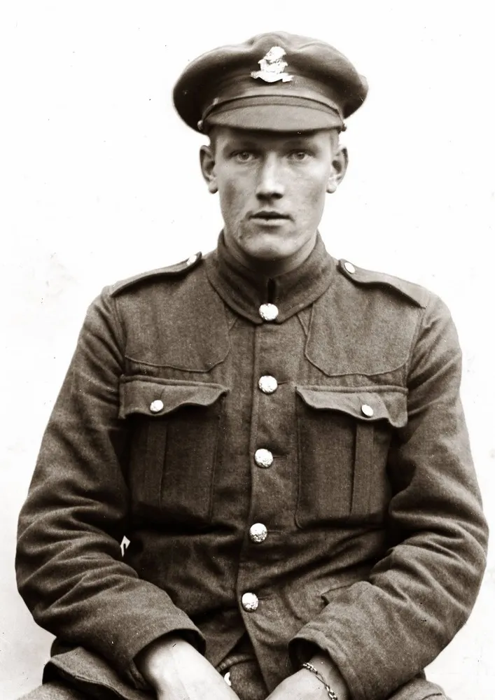 The Unseen “Selfies” of 1916 – Lost Tommies Portraits of the Somme