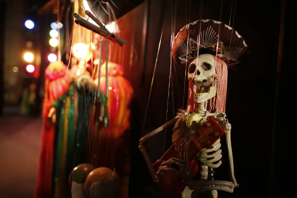 Oldest Marionette Theater to Close