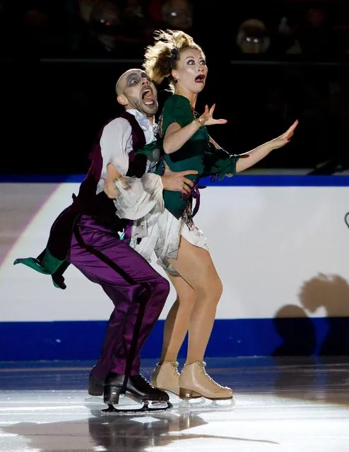 Germany's Nelli Zhiganshina and Alexander Gazsi perform during the exhibition gala at the 2014 Skate Canada International in Kelowna, British Columbia November 2, 2014. (Photo by Ben Nelms/Reuters)