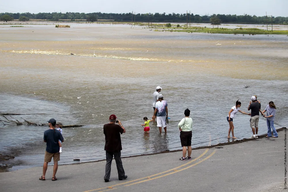 Louisiana Opens Spillway To Divert Rising Mississippi River