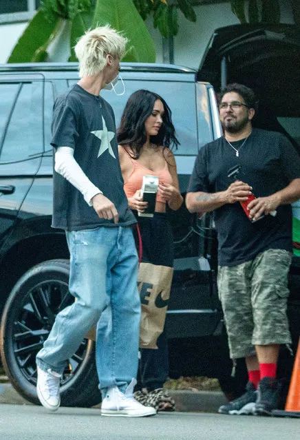 Megan Fox pays a visit to her boyfriend Machine Gun Kelly's video shoot in Los Angeles on August 11, 2021. Mod Sun was also seen shirtless at the video shoot. (Photo by Backgrid USA)
