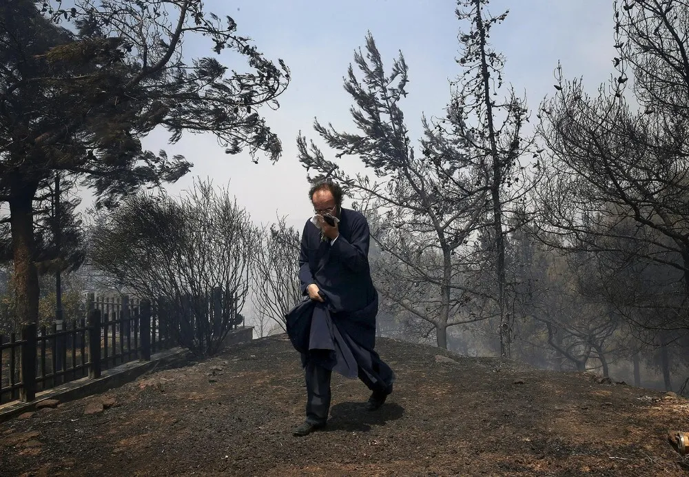 Forest Fire Engulfs Southern Greece