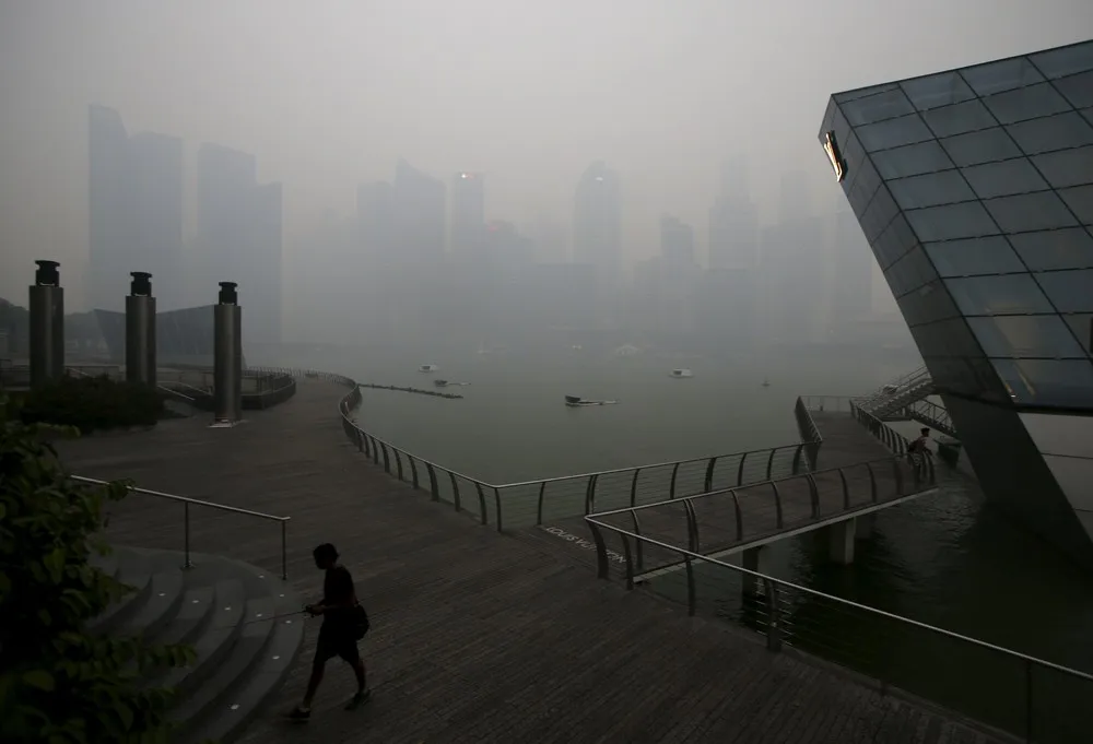 Haze Chokes Indonesia, Malaysia and Singapore
