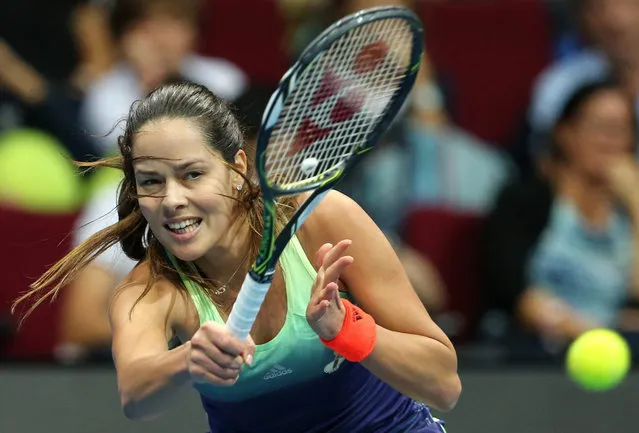 Serbia's Ana Ivanovic of the Obi UAE Royals in action against Australia's Samantha Stosur of the Micromax Indian Aces at the second leg of the International Premier Tennis League (IPTL) at the Mall of Asia Arena in Pasay city, south of Manila, Philippines, 07 December 2015. The league features five teams made out of a hybrid mix of current and former men's and women's players. (Photo by Mark R. Cristino/EPA)
