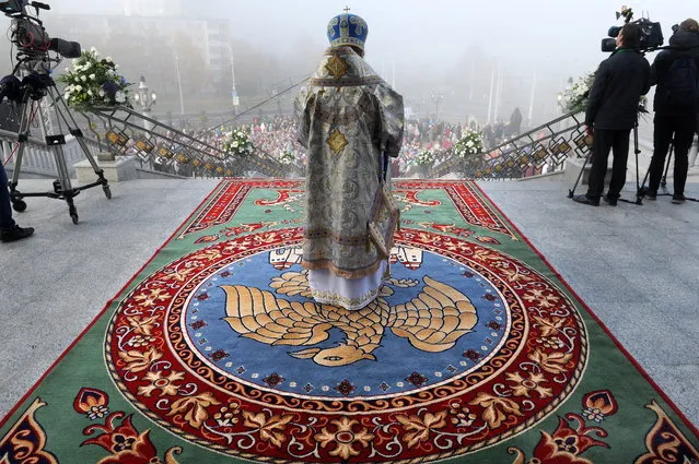 A ceremony to welcome Patriarch Kirill (not pictured) of Moscow and All Russia outside the All Saints Church in Minsk, Belarus on October 14, 2018. (Photo by Viktor Drachev/TASS)