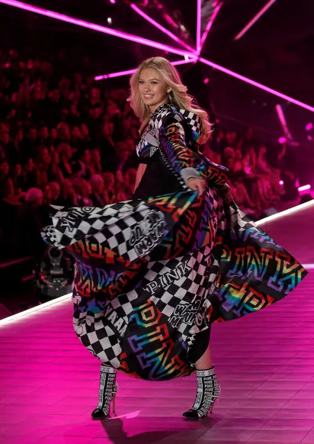 A model presents a creation during the 2018 Victoria's Secret Fashion Show in New York City, New York, U.S., November 8, 2018. (Photo by Mike Segar/Reuters)