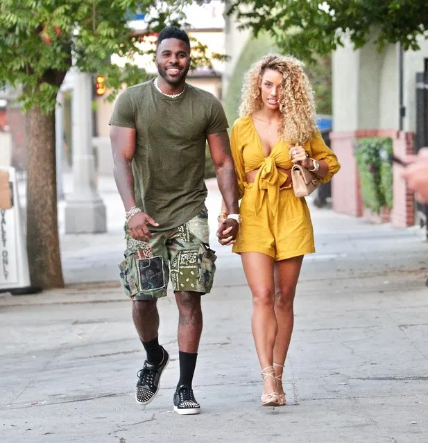 American singer Jason Derulo is all smiles on a date night with girlfriend Jena Frumes in Studio City, California on July 13, 2021. Jason was seen arriving to Firefly restaurant holding his girlfriend's hand during date night. (Photo by The Mega Agency)