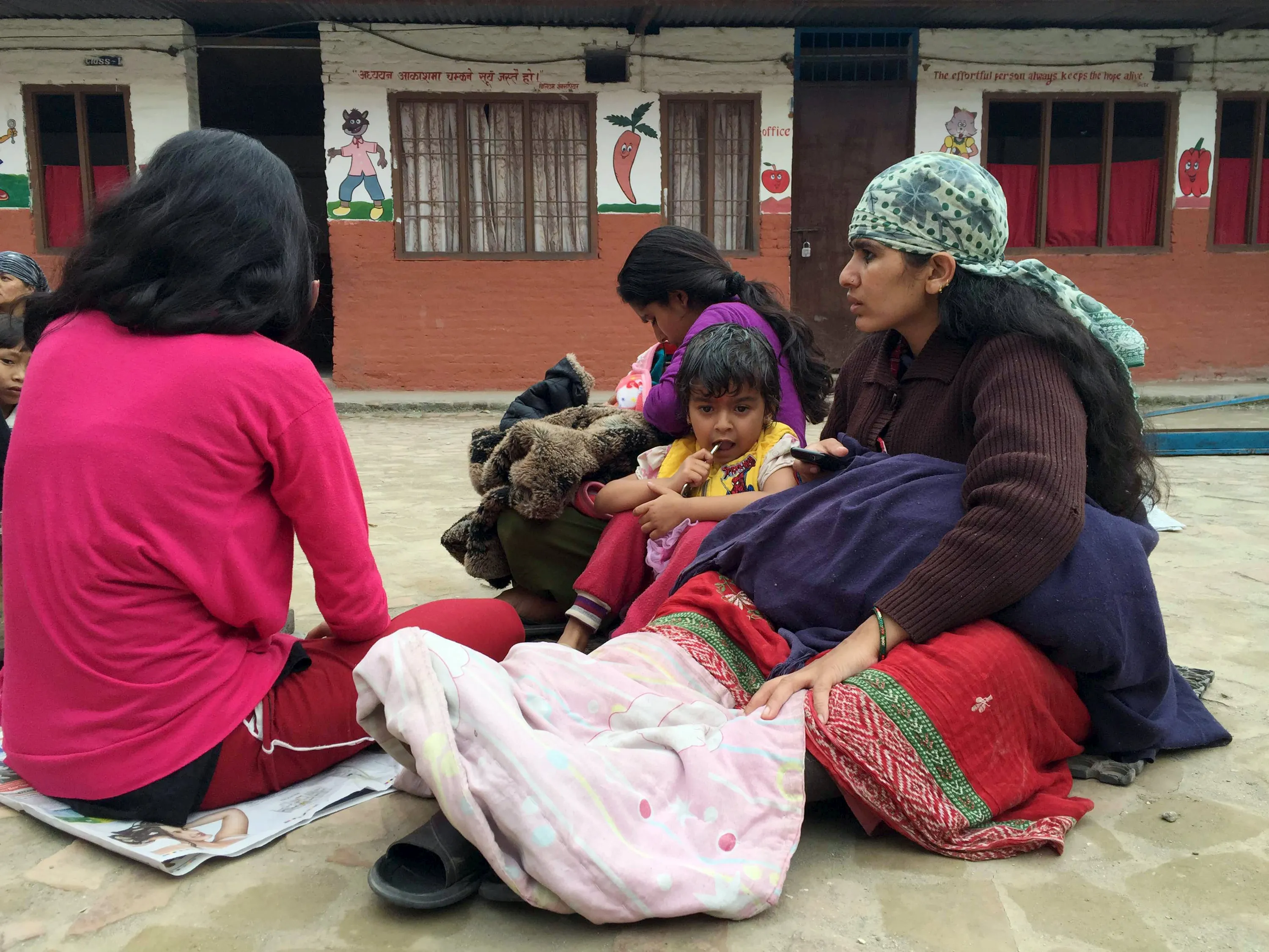 Непал уровень жизни. Сьянж Непал. Непал после землетрясения. Пермиты Непал.